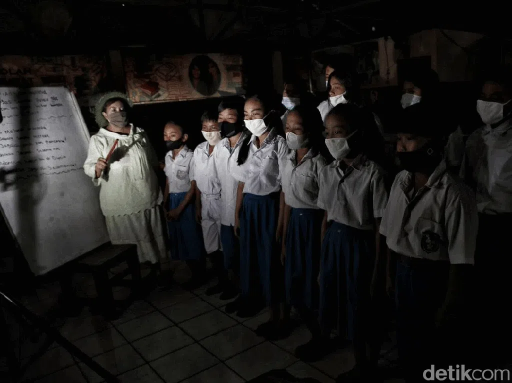Sekolah Darurat Kartini Kembali Menyinari Pendidikan